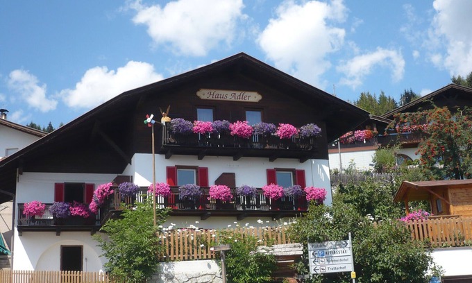 Maranza Apartment | Apartment, 4 to 10 people cozy and cheap, pets welcome