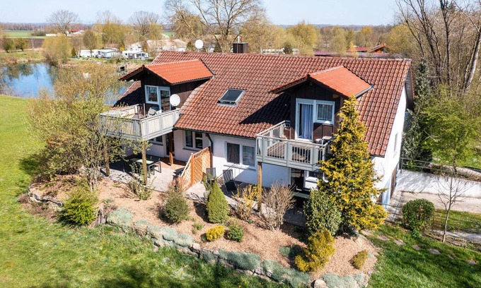 Leipheim Apartment | Apartment 5 stars * in a modern style at the Sonnensee