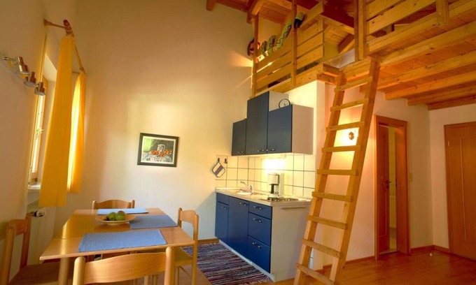 Lam Apartment | Apartment 6 mit Eigenem Balkon
