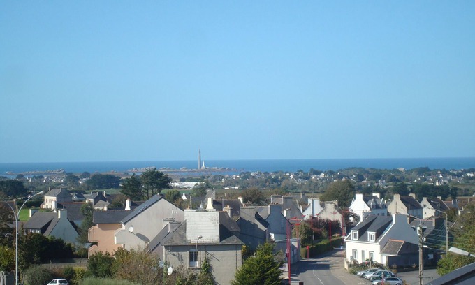 Plouguerneau Apartment | Apartment 60 m2, 3rd floor with elevator, sea view and town center.