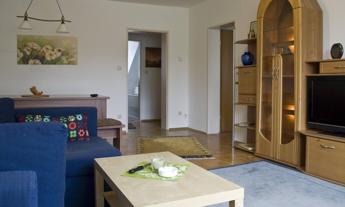 Horst Apartment | Apartment 63 sqm 2.5 room in a 3 family house with balcony