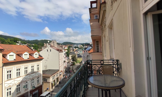 Karlovy Vary Apartment | Apartment 63m2 with balcony in the spa city center