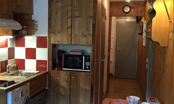 Val-Thorens Apartment | Apartment 6th floor, overlooking the slopes Plein Sud, comfortable 4 pers