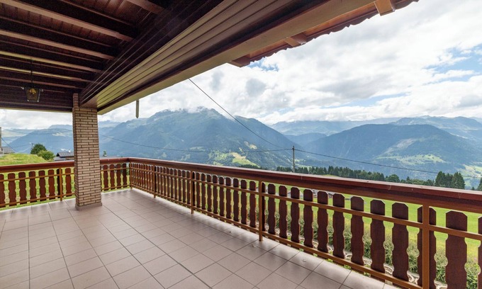 Hauteluce Apartment | Apartment '7 Personnes' with Mountain View