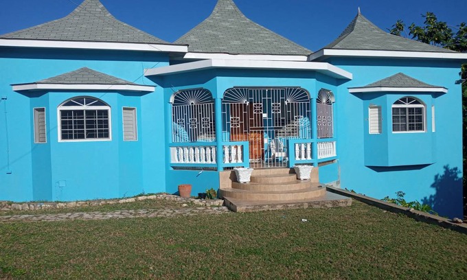 Silver Sands Apartment | Apartment ∙ 8 guests