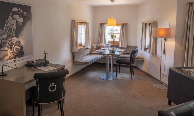 Zuoz Apartment | Apartment Allegra Sur Inn in Zuoz - 4 persons, 1 bedrooms