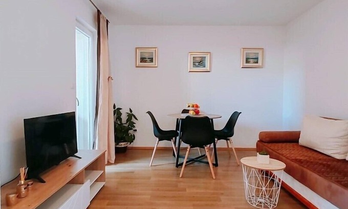 Neum Apartment | Apartment Amare a tranquil getaway.