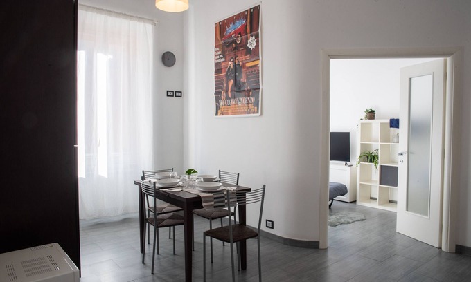 Rione XVIII Castro Pretorio Apartment | Apartment "Ami House Roma" in the Heart of Rome with Wi-Fi & A/C