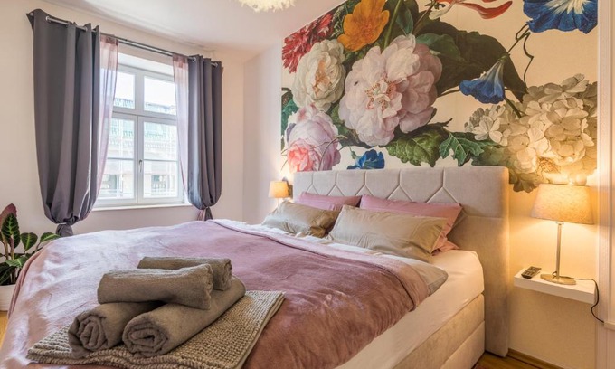 Zentrum-West Apartment | Apartment Anime
