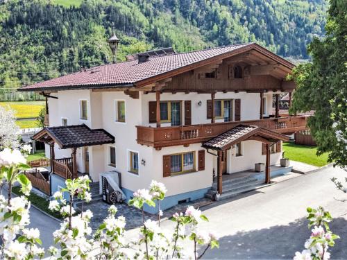 Zillertal Apartment | Apartment Apartment Wallischer Johann by Interhome