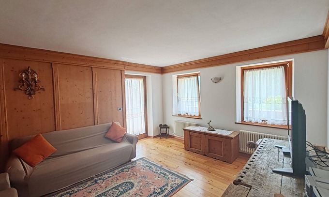 Vodo Cadore Apartment | Apartment 'Appartamento Nide A Vodo' with Mountain View, Private Terrace and Balcony