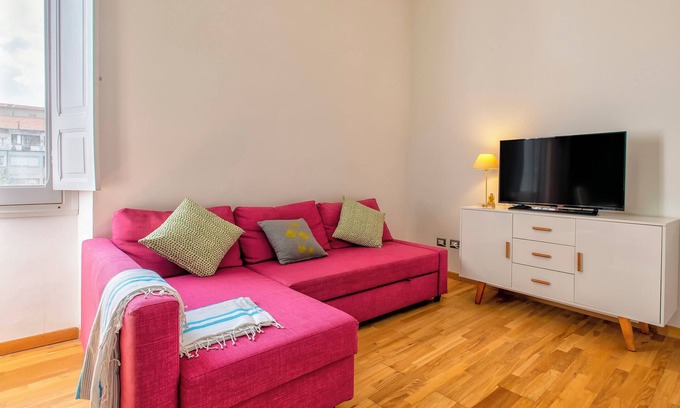 Sassari Apartment | Apartment 'Appartamento Jolanda Centrale' with Wi-Fi and Air Conditioning