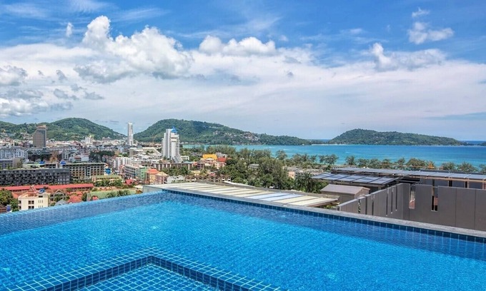 Patong Apartment | Apartment at The Bliss Condo with sea view pool