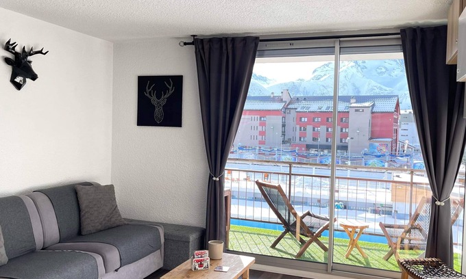 Les Deux Alpes Apartment | Apartment at the foot of the slopes and ideally located in the resort center
