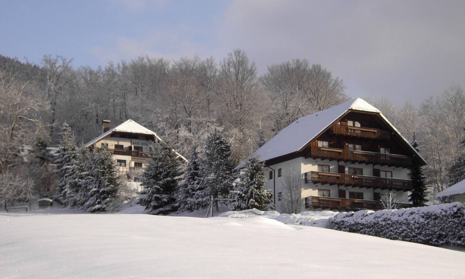 Unterach am Attersee Apartment | Apartment 4-5 persons - Apartments Haus Bianca and Sterngut