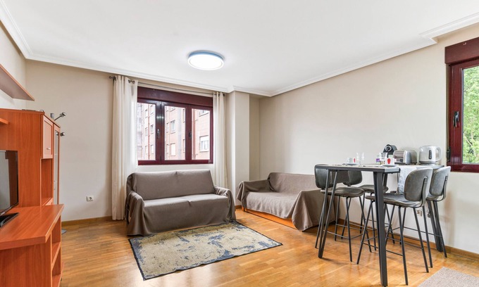 La Corredoria y Ventanielles Apartment | Apartment 'Avenida Del Mar' with Wi-Fi