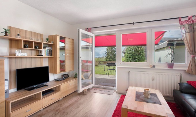 Hoechenschwand Apartment | Apartment 'Bäumchen' with Mountain View, Shared Terrace and Wi-Fi