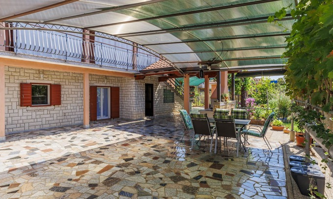 Umag Apartment | Apartment Bumbak by Interhome
