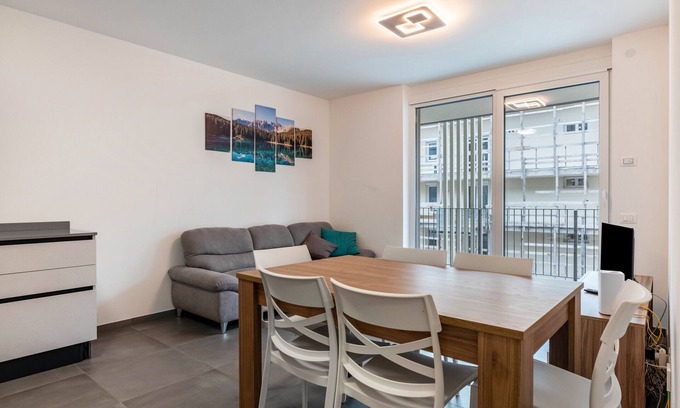 Vela Apartment | Apartment 'Casa Canova- Free Parking' with Mountain View, Private Terrace and Wi-Fi