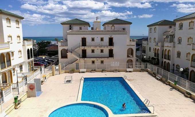 Torrevieja Apartment | Apartment Casa Cozy with Sea View, Pool, Wi-Fi, A/C & Terrace