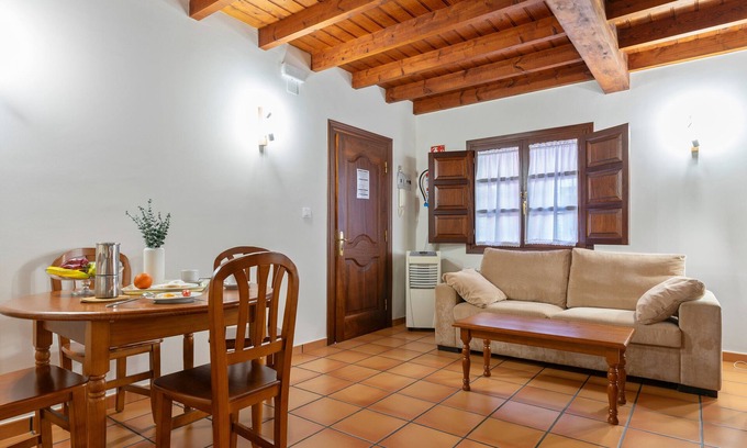 Bustio Apartment | Apartment 'Castañeu' with Wi-Fi