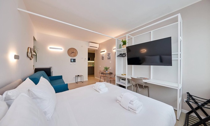 Abbadesse Apartment | Apartment Central Station/Isola Milan - New