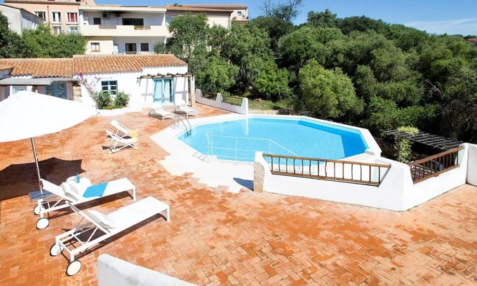 San Pantaleo Apartment | Apartment "Charming house in San Pantaleo" with Shared Pool, A/C, Wi-Fi & Terrace
