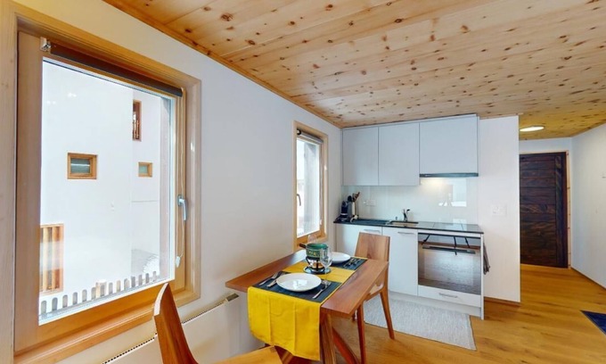 Pontresina Apartment | Apartment Chesetta - Newly Renovated Studio in a Quiet Location in Pontresina