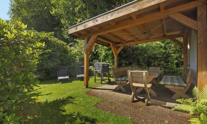 Schmallenberg Apartment | Apartment 'Demberg' with Mountain View, Private Terrace and Wi-Fi