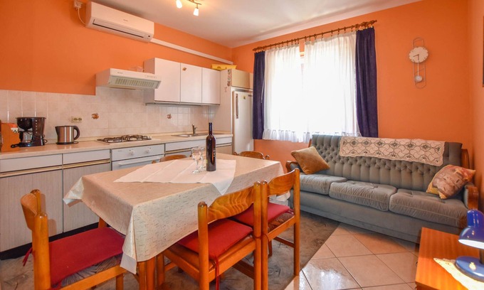 Biograd na Moru Apartment | Apartment Desa (22051-A2) - Biograd