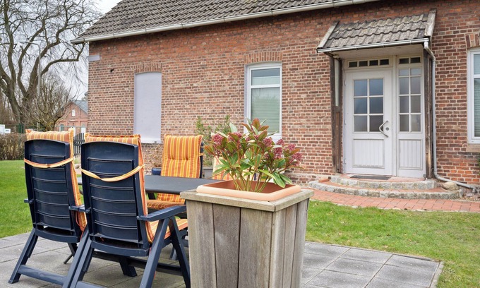 Cuxhaven Apartment | Apartment 'Drangstweg' with Shared Terrace, Shared Garden and Wi-Fi