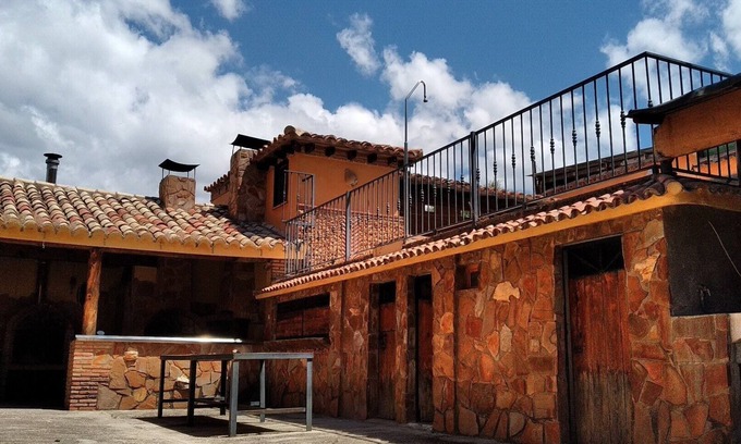 La Iruela Apartment | Apartment 'El Lerele 1' with Mountain View, Shared Pool & Wi-Fi
