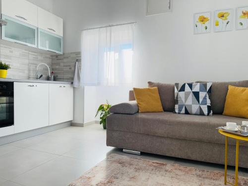 Pula Apartment | Apartment Erika - for 2 near the beach
