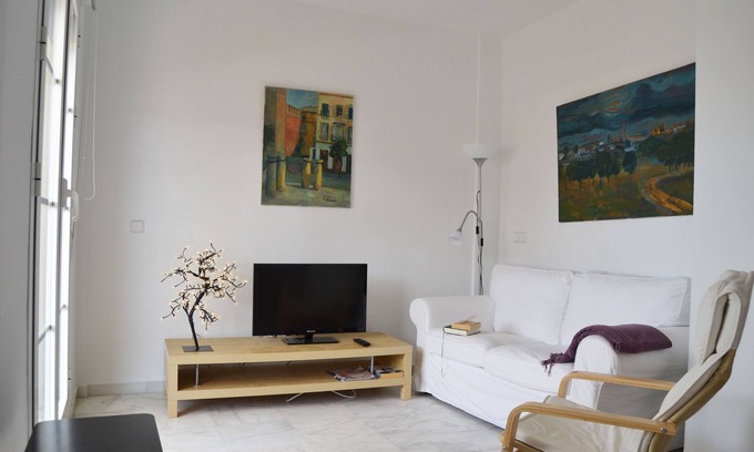 Sanlucar de Barrameda Apartment | Apartment with POOL, TERRACE, A/C, WIFI and PARKING in the center.