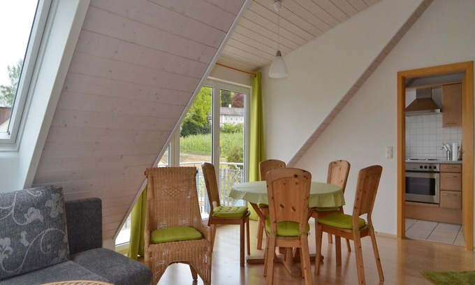 Bodman-Ludwigshafen Apartment | Apartment 'Ferienwohnung 2 D G' with Lake View, Balcony and Wi-Fi
