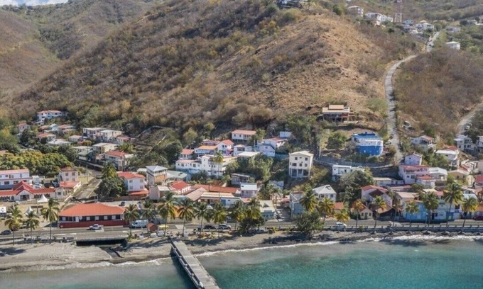 Bellefontaine Apartment | APARTMENT FACING THE CARIBBEAN SEA CALM AND SUNNY