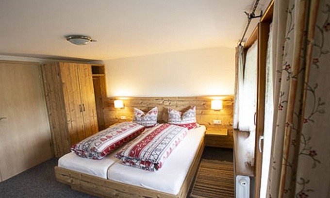 Furtwangen Apartment | Apartment 'Feldbergblick' with Mountain View, Shared Garden and Wi-Fi
