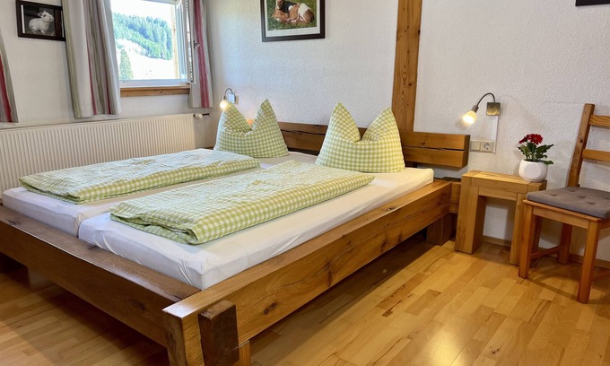 Titisee-Neustadt Apartment | Apartment 'Ferienwohnung Schneeflocke, 60 Qm' with Mountain View, Shared Garden and Balcony