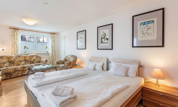 Bad Bellingen Apartment | Apartment 'Ferienwohnung 7b' with Private Terrace and Wi-Fi