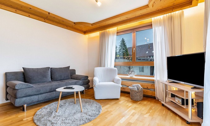 Baiersbronn Apartment | Apartment 'Ferienwohnung Schwarzwald' with Mountain View, Shared Terrace and Wi-Fi