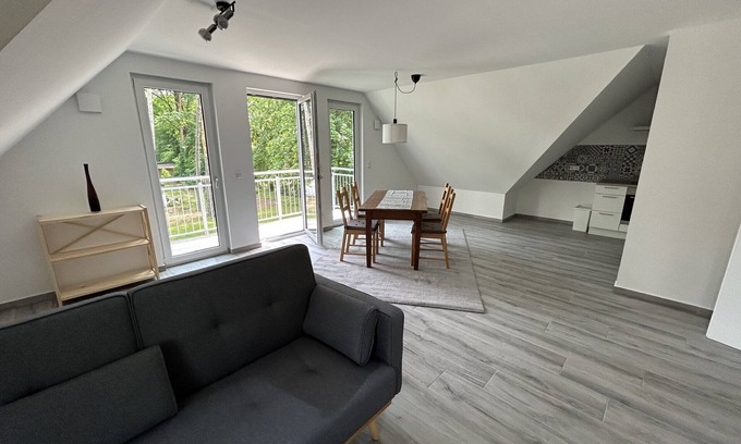 Mellensee Apartment | Apartment 'Ferienwohnung Am Mellensee' with Lake View, Shared Garden and Wi-Fi