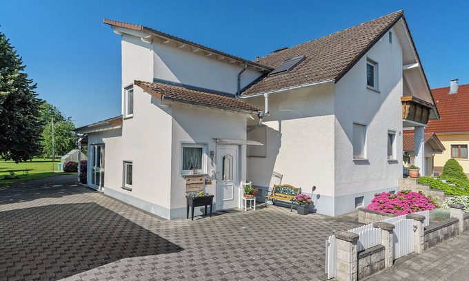 Schwanau Apartment | Apartment 'Ferienwohnung Viola In Schwanau' with Private Terrace, Shared Garden and Wi-Fi