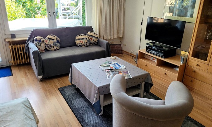 Pfaffendorfer Hohe Apartment | Apartment 'Ferienwohnung Brixius' with Private Terrace, Private Garden and Wi-Fi