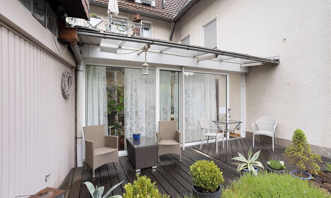 Hemer Apartment | Apartment 'Ferienwohnung Ihmert' with Shared Terrace, Shared Garden and Wi-Fi