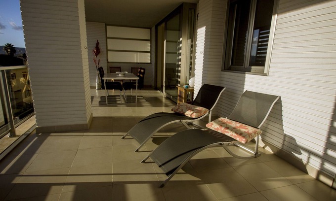 Peniscola Apartment | Apartment/flat Peñíscola - WIFI -Very clean, bright, cheerful and again. By the sea. Condo with pool.