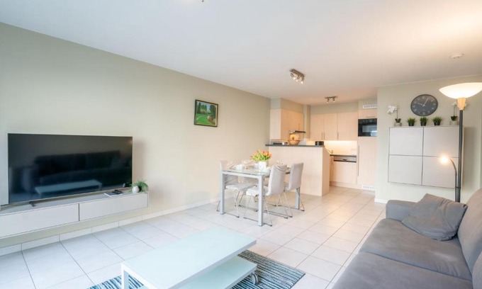 Wenduine Apartment | Apartment Flipper nearby the beach by Interhome