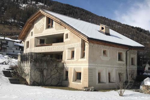 Santa Maria Val Muestair Apartment | Apartment for 1-4 people Chasa Plazzöl