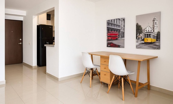 Cali Apartment | Apartment for 10 people in the best location in the north of Cali.