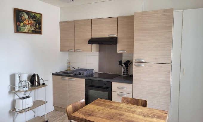 Eymoutiers Apartment | Apartment for 4-6 people with terrace.