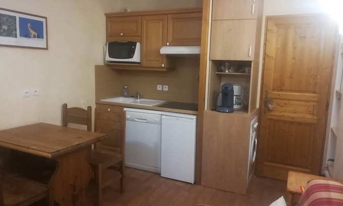 Valmeinier Apartment | Apartment for 4 people in the center of Valmeinier 1800 resort